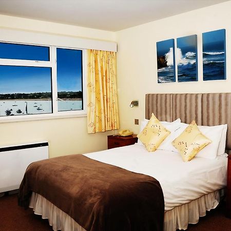 Dolphin Hotel غوري المظهر الخارجي الصورة